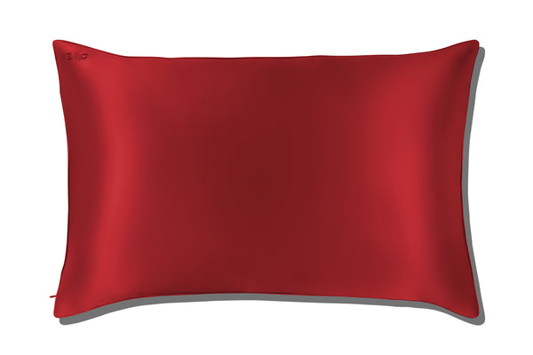 Scarlet Queen Zippered Pillowcase